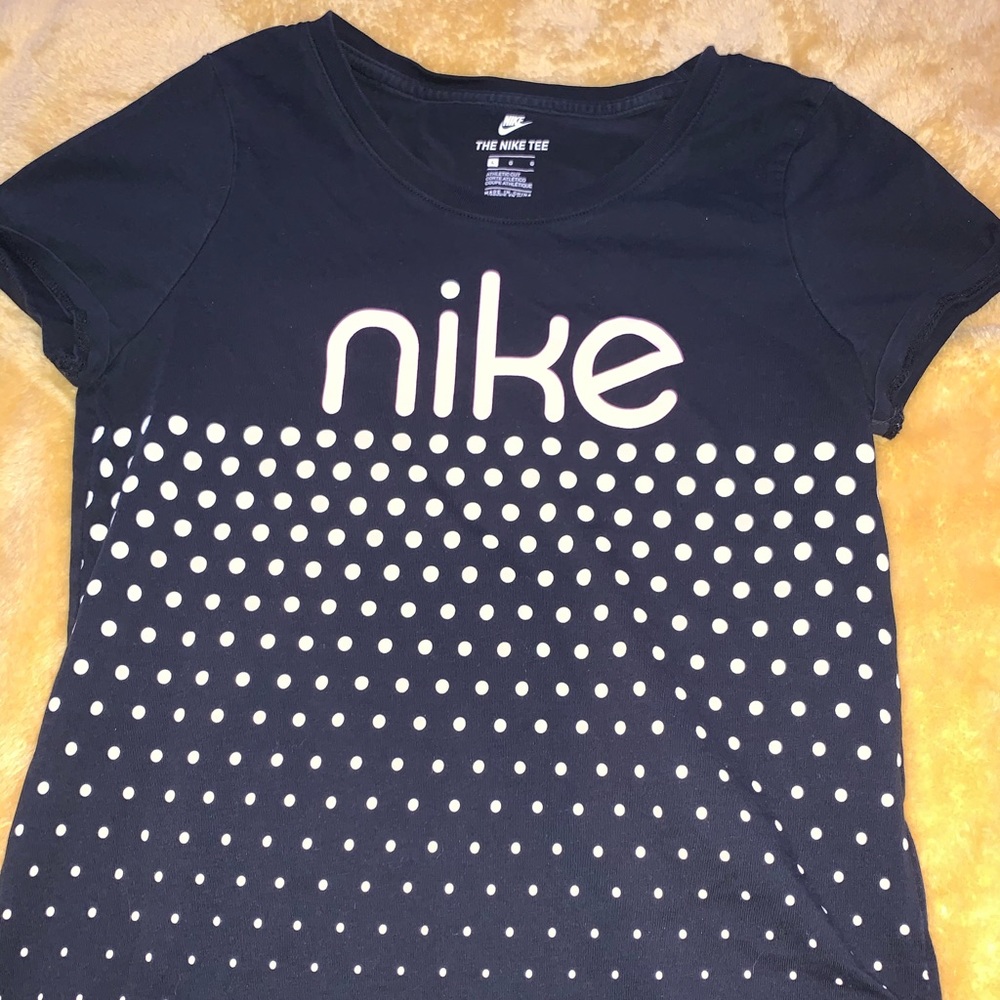 T-shirt.